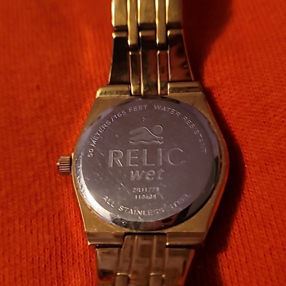 Relic By Fossil Womens Queen's Court Quartz Stain… - image 8